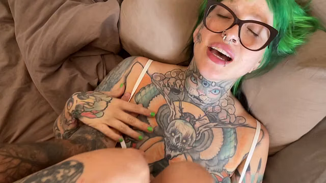 Gothslut has Intense fuck while wearing white lingerie and glasses